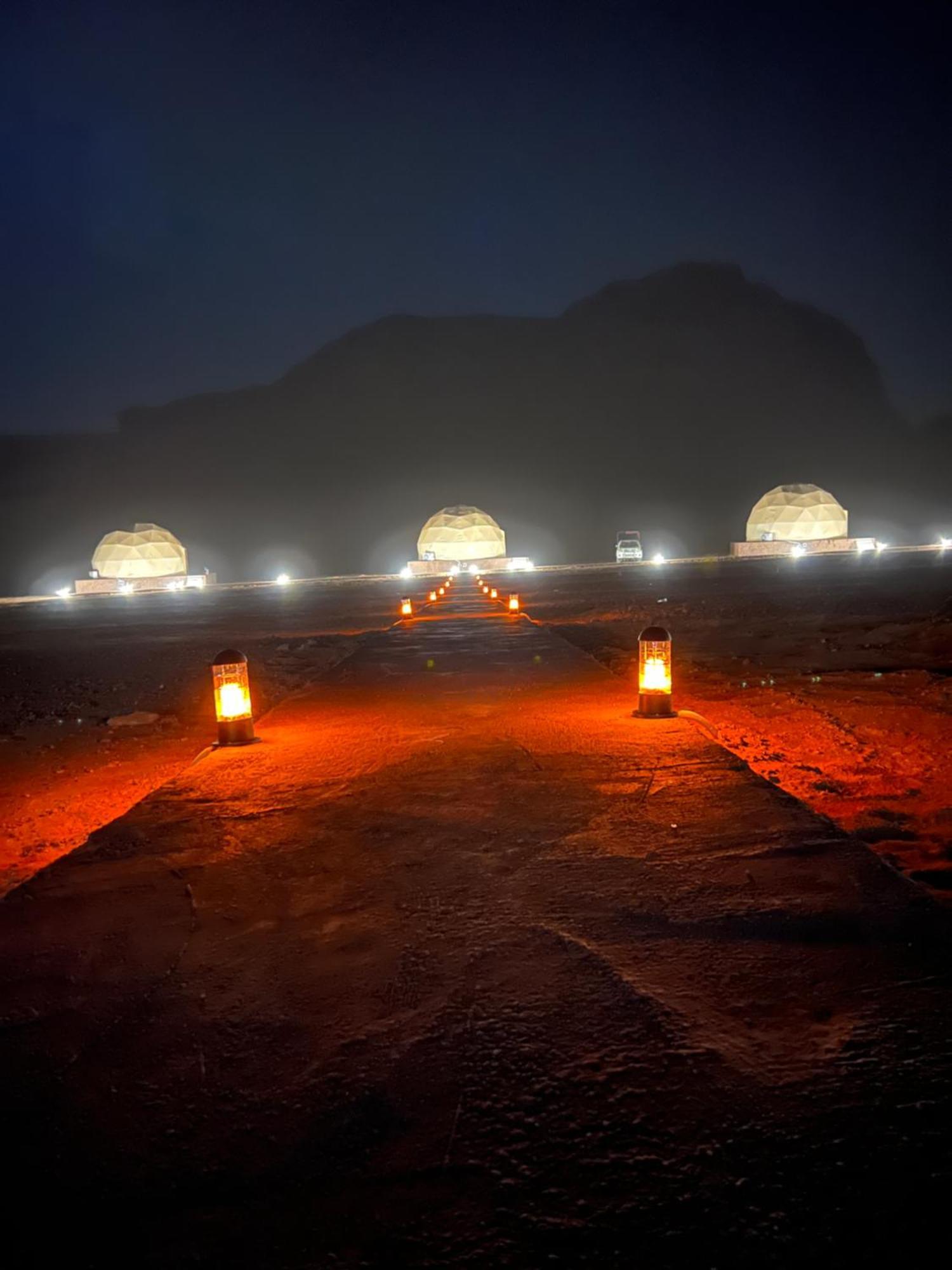 Magic Rum Hussen Wadi Rum Buitenkant foto